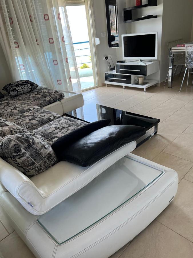 דירות Vlorë Marina House מראה חיצוני תמונה